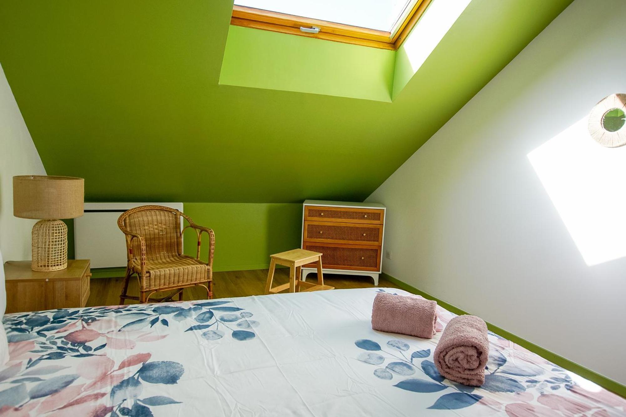 Le Charme Des Berceaux Apartment เอแปร์เน ภายนอก รูปภาพ