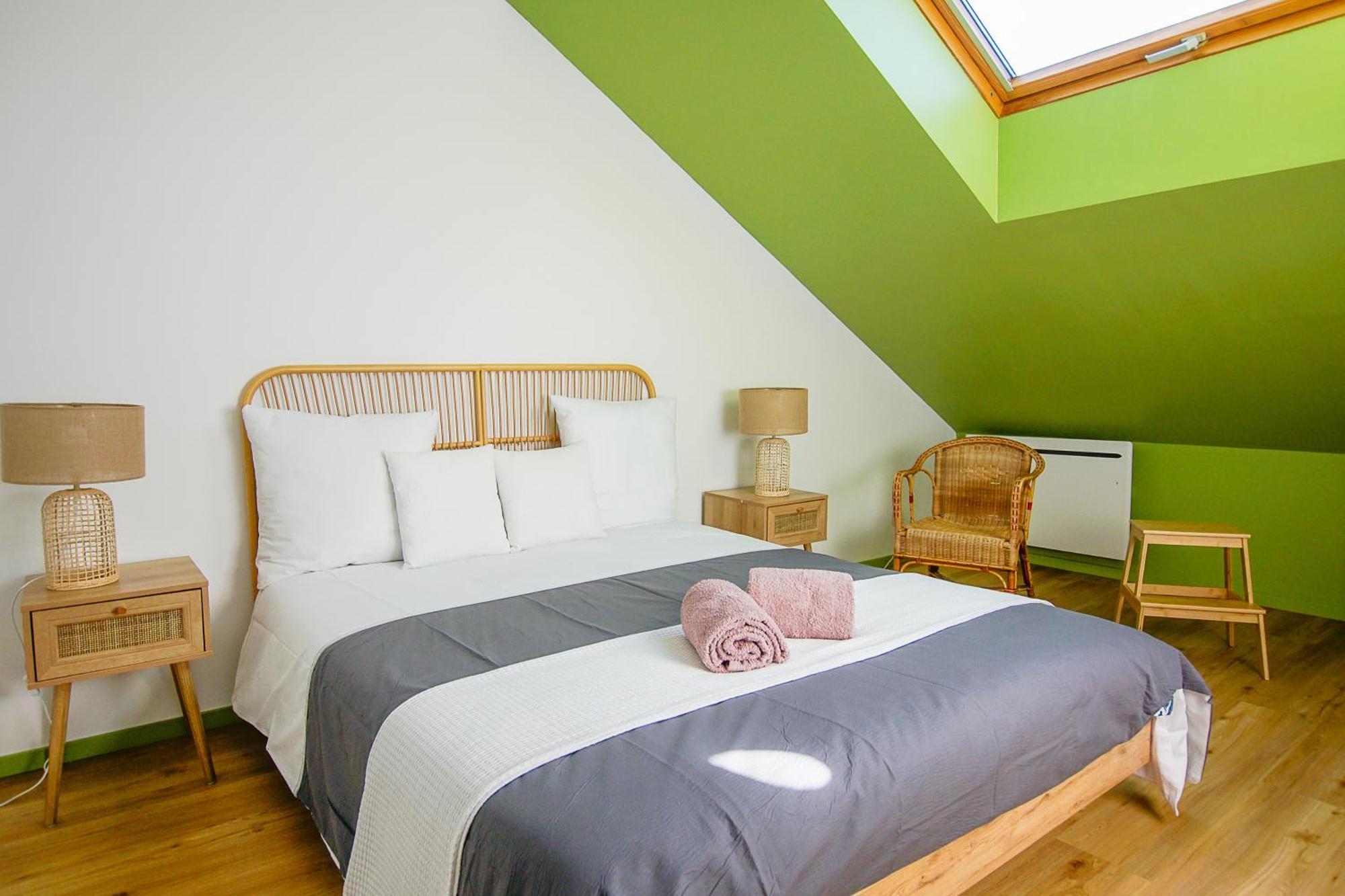 Le Charme Des Berceaux Apartment เอแปร์เน ภายนอก รูปภาพ