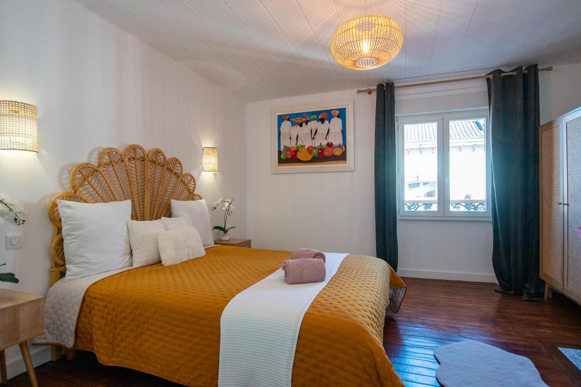Le Charme Des Berceaux Apartment เอแปร์เน ภายนอก รูปภาพ