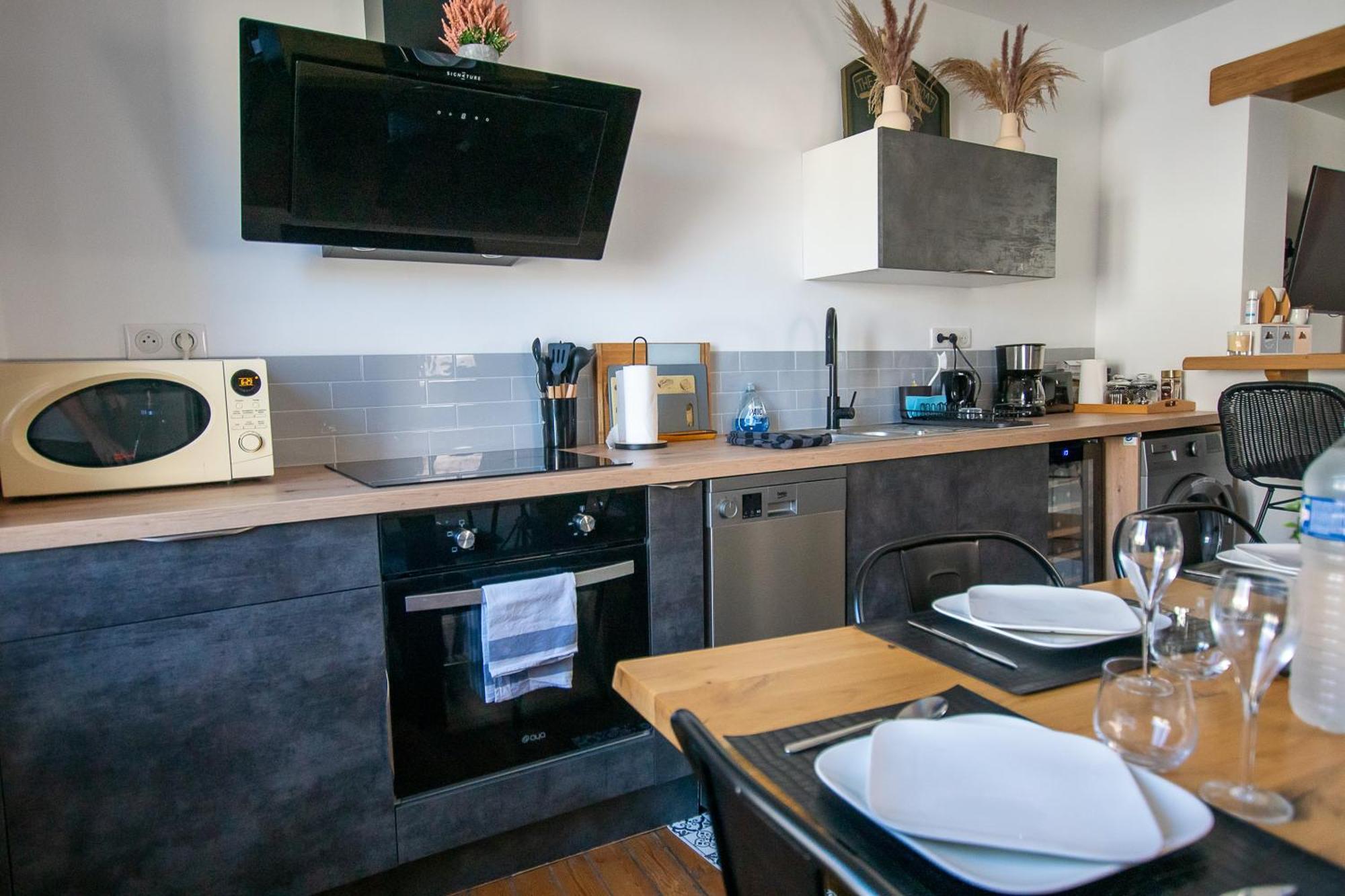 Le Charme Des Berceaux Apartment เอแปร์เน ภายนอก รูปภาพ