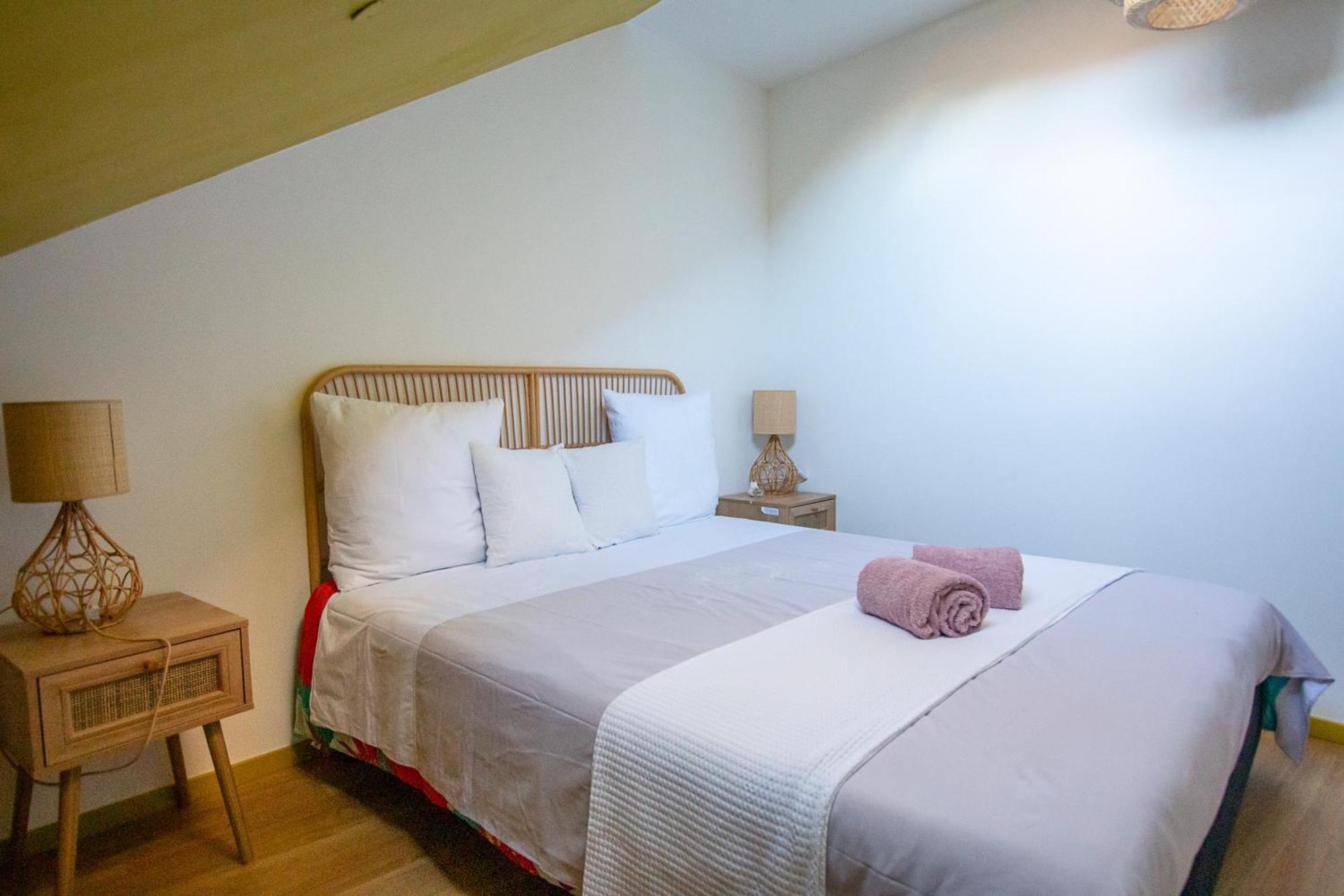 Le Charme Des Berceaux Apartment เอแปร์เน ภายนอก รูปภาพ